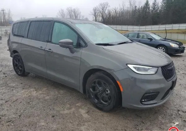 chrysler bukowno Chrysler Pacifica cena 126700 przebieg: 13577, rok produkcji 2022 z Bukowno
